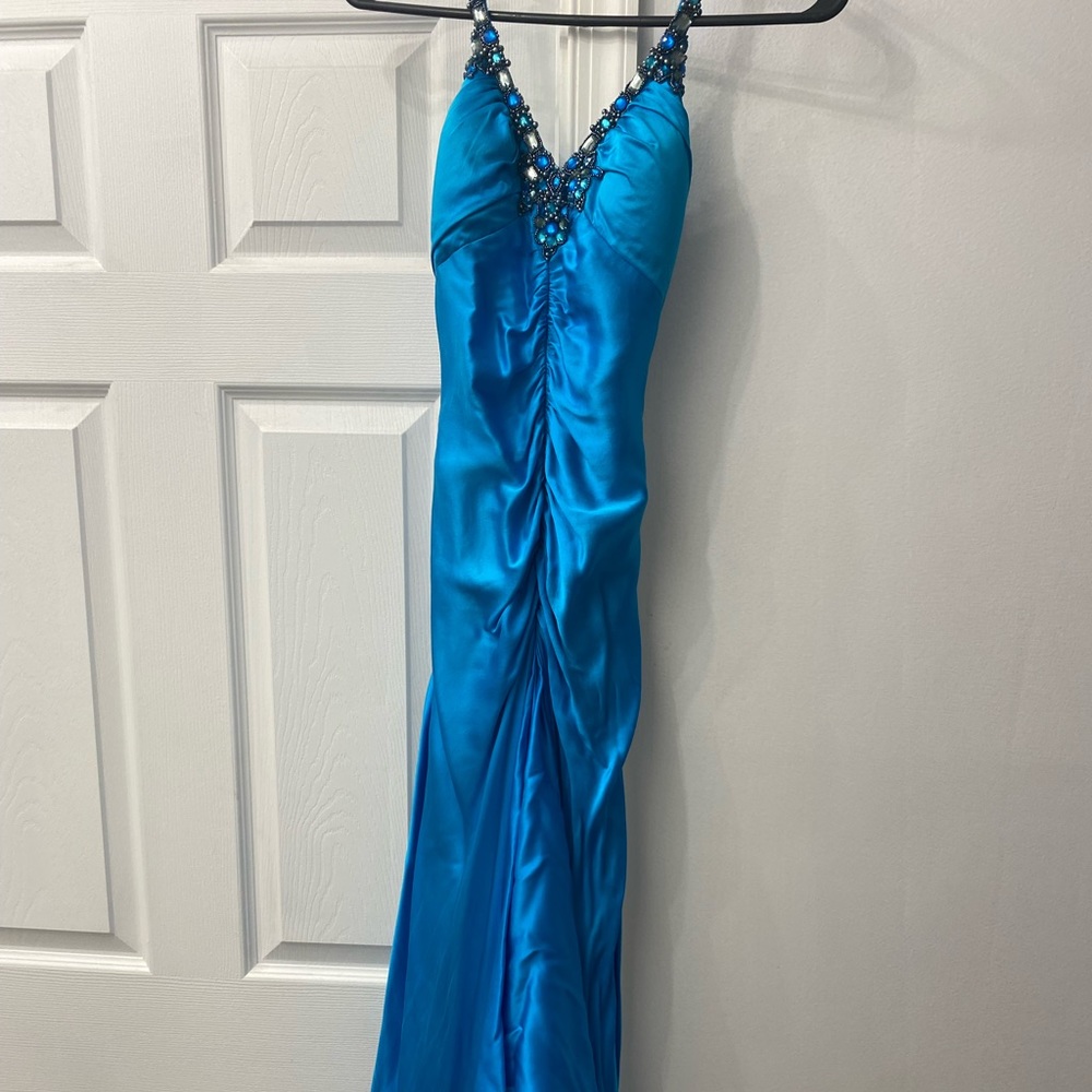 Cache size 6 formal prom dress